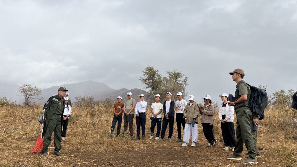 Pskem school students at the landslide site